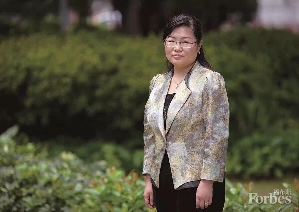 张红霞,山东首富张士平之女, 大连理工大学mba,现任魏桥纺织董事长