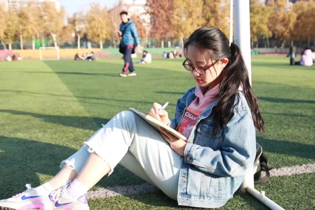 优秀学子|守住初心,进而自律 ——十佳大学生李安琪专访