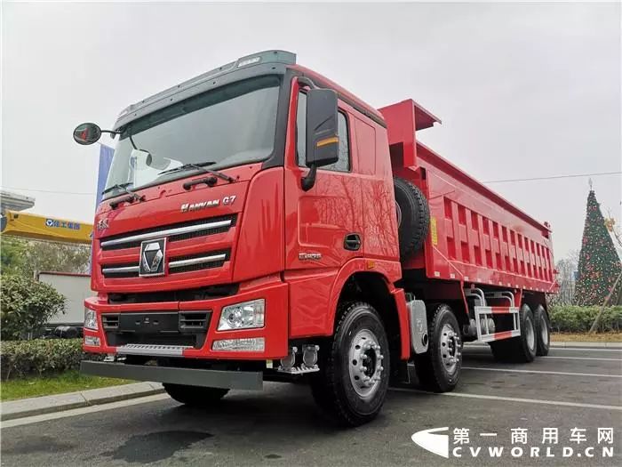 汉风g7 8x4自卸车