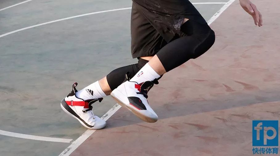 快傳評測 | AIR JORDAN XXXIII PF 遊戲 第12張