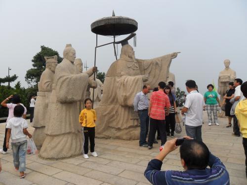 夏朝有多少人口_夏朝人口 面积 有名望的皇帝(3)