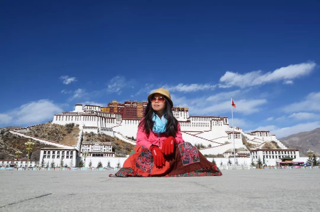 西藏拉萨旅行,遇到一个女孩,说能看见常人看不见的东西