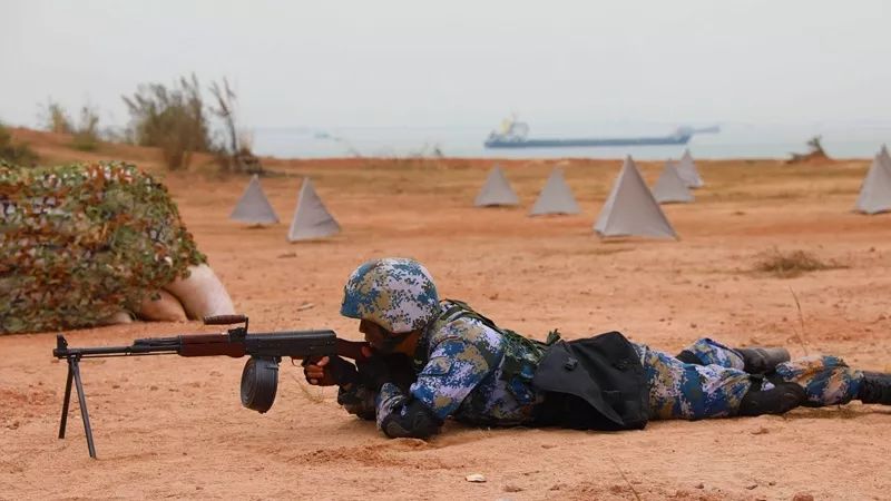 沙角新兵毕业"家长会,父母为何笑着流泪?_南海舰队