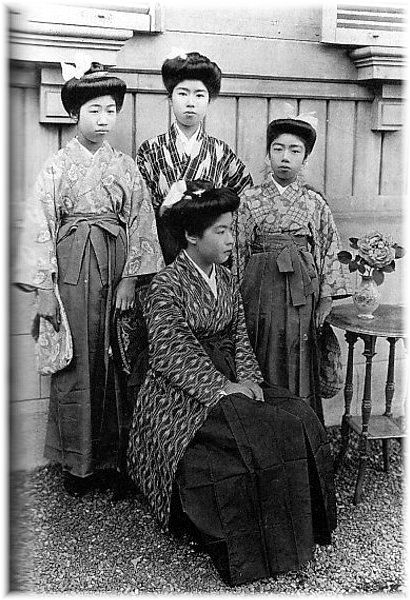明治维新后,日本旧贵族为何被称为华族而非和族?