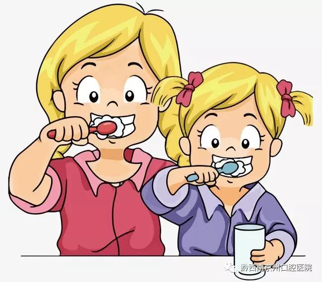 一定要督促孩子按时刷牙.