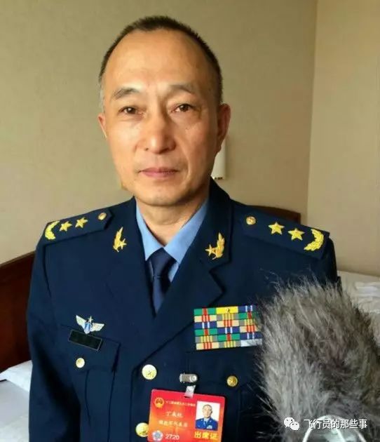 现任中国人民解放军空军司令员.