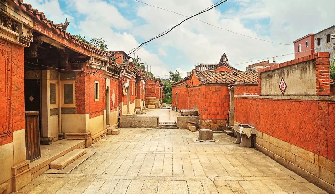 梧林古村落位于晋江市中心城区边缘,距离晋江市中心城区内的五店市