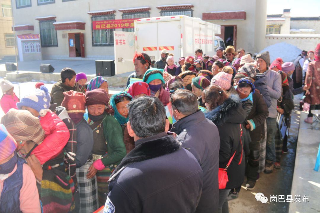 岗巴县2019年"五下乡"活动在 直克乡启动