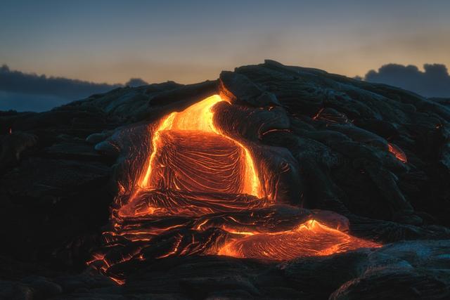 世界最大活火山,喷发要死200万人,但风景极美无数人去