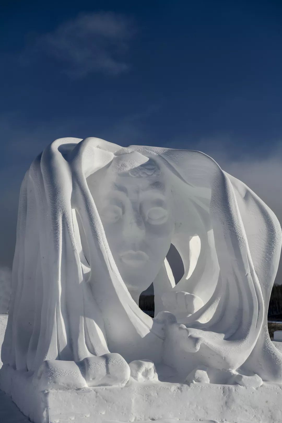 呼伦贝尔古城：极艺术之巧 彰冰雪之美