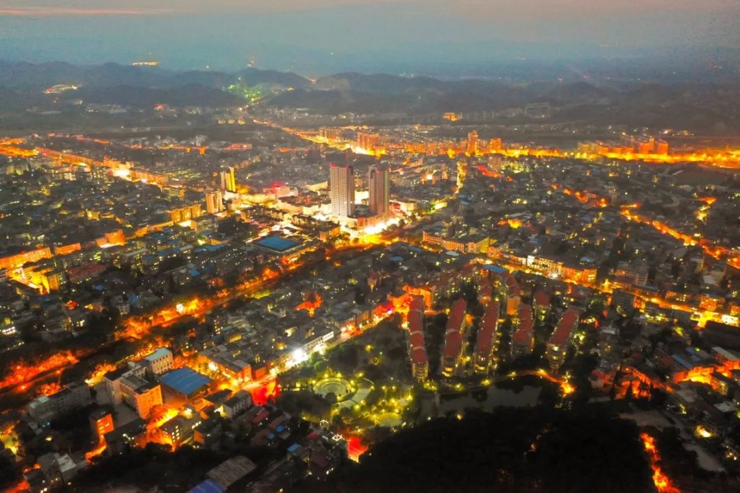 夜景航拍!为九江柴桑区打call 空中俯瞰沙河,夜色流光溢彩_江西省