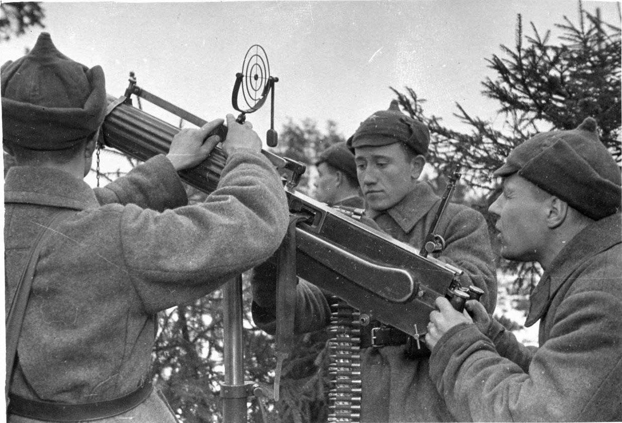 苏联一款重机枪服役33年,还支援1300挺给中国抗日