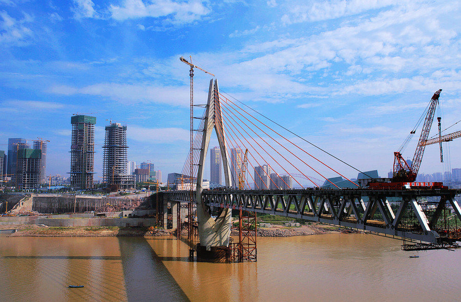重庆修建"波折"最多的大桥,修建近8年还未完工,预计明年通车