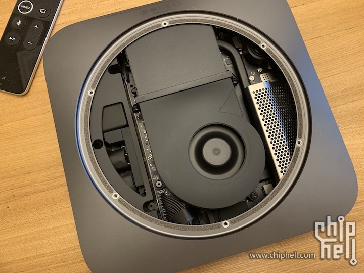 2018 Mac MINI 升级内存 ,苹果做工确实不错_螺