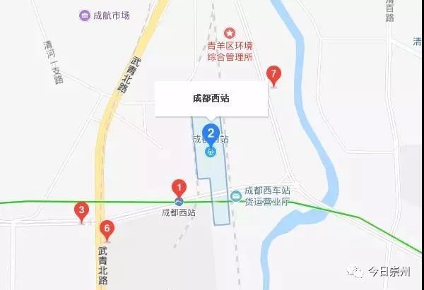 仔细观察,你会发现,成都西站到处都是"太阳神鸟"的元素↓车站里头是介