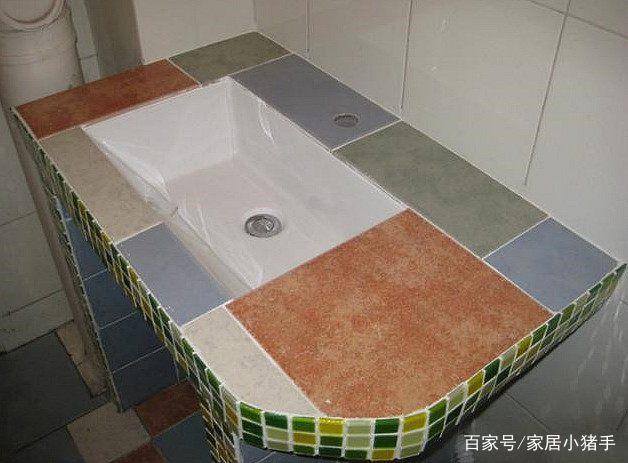 老公用水泥砌个洗手池,成本100元,却被邻居嘲笑土到家