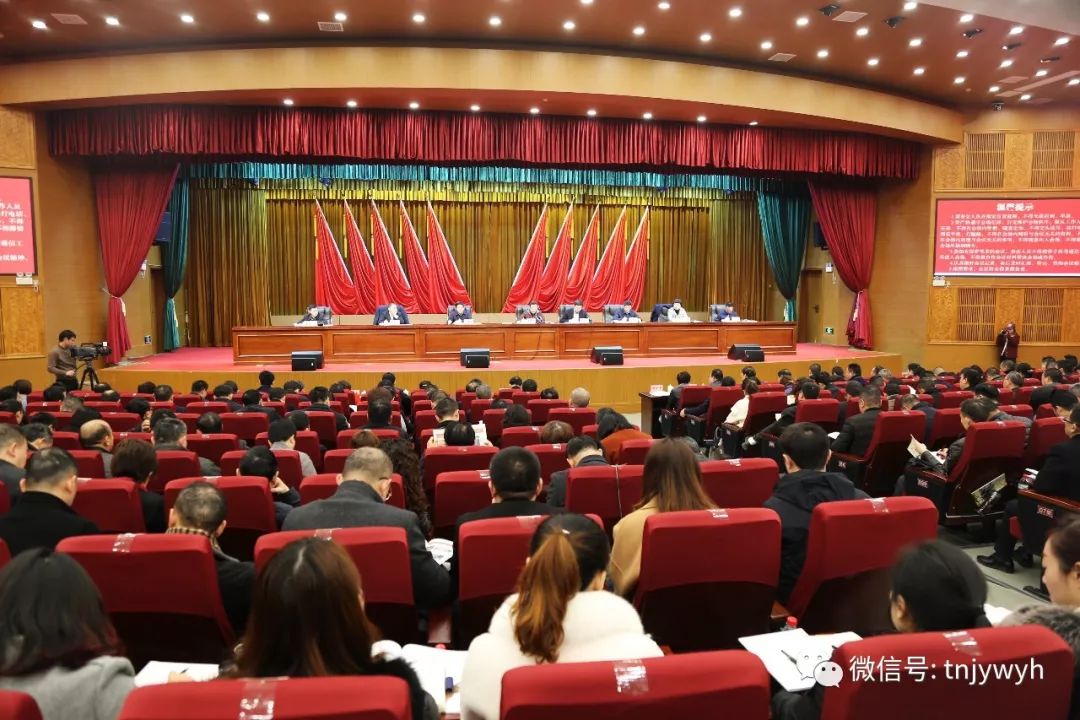 深入贯彻落实全国,全市教育大会精神 ,潼南区抓好"五个一"办好人民