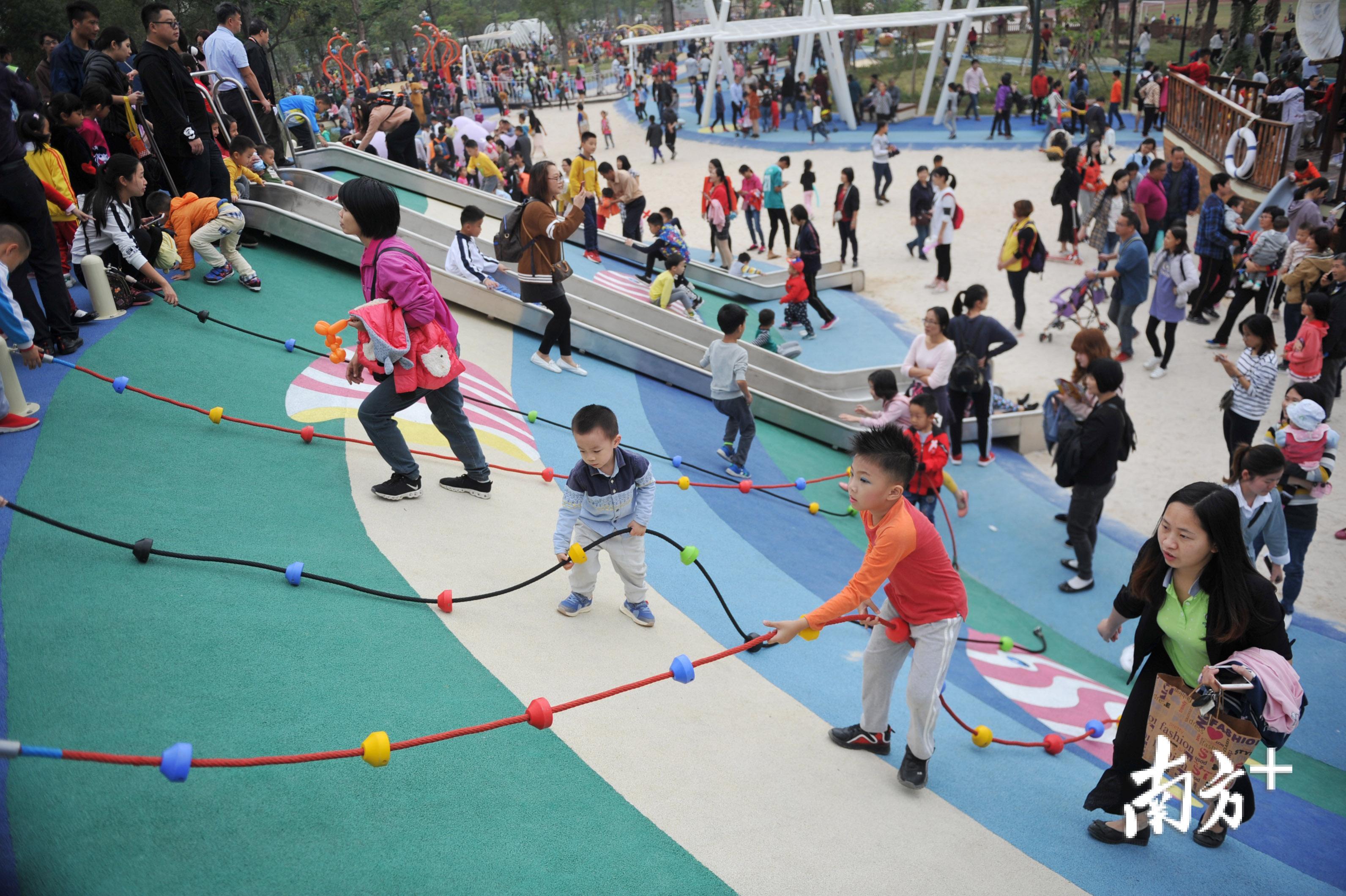 中山首个镇级儿童公园对外开放,小朋友都玩嗨了!_南朗