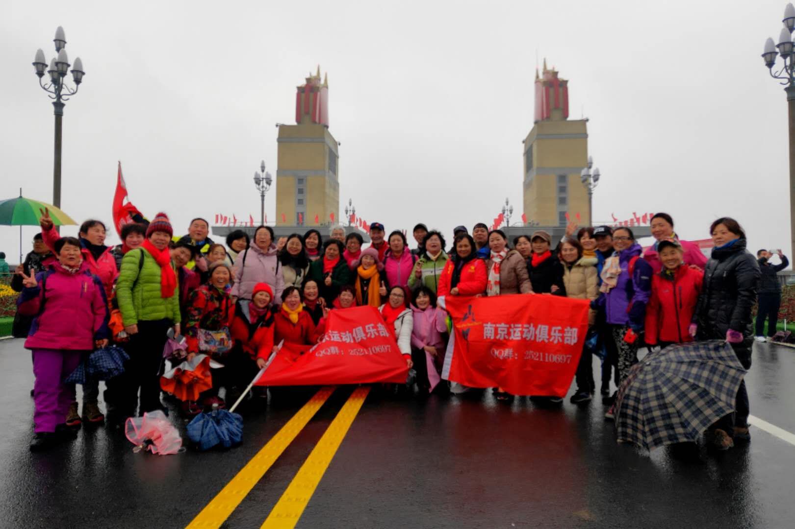 南京西祠胡同婚纱照_南京外景婚纱照