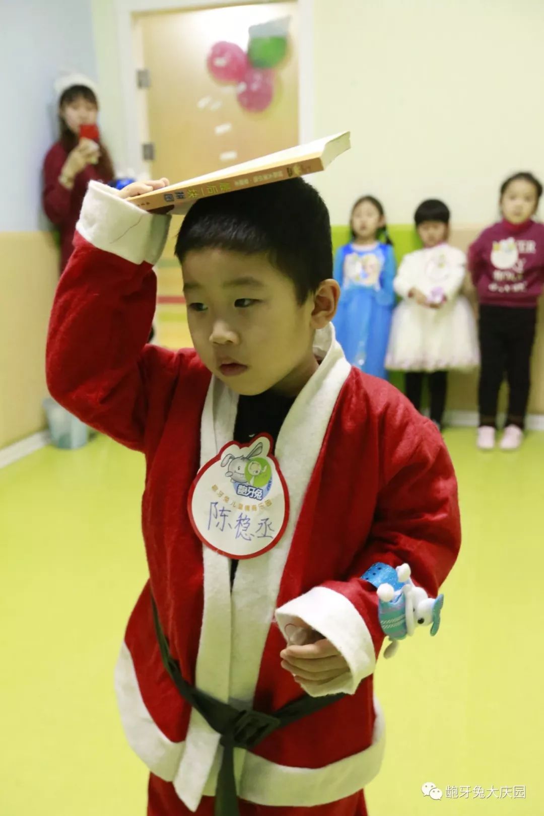 齙牙兔聖誕老人成長記精彩記錄