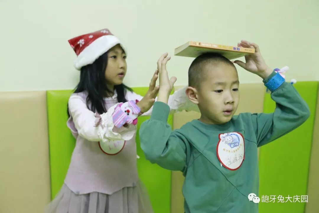 齙牙兔聖誕老人成長記精彩記錄