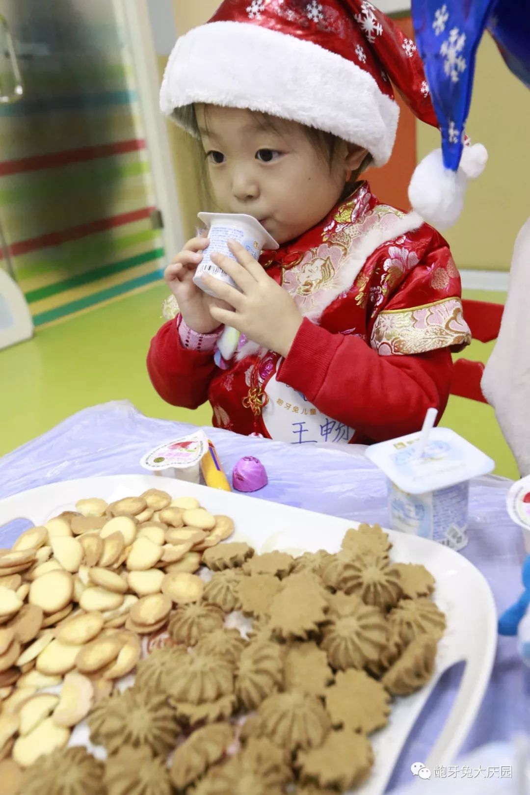 齙牙兔聖誕老人成長記精彩記錄