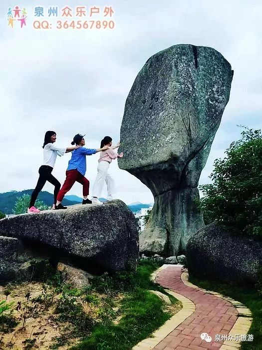 溪村花海天地 探泉港樟脚油画般石房子 懈逅情人谷 金钟潭景区一日游