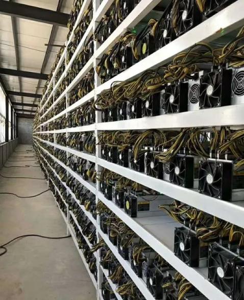 (bitcoin)是一种由开源的p2p 软体产生的网络虚拟货币 .