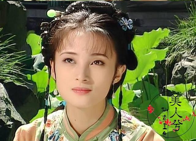 1997年,蒋勤勤出演了古装剧《康熙微服私访记》饰演清雅脱俗的美女"朱