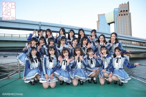 akb48上海队《love trip》mv上线,将登台东方卫视跨年!