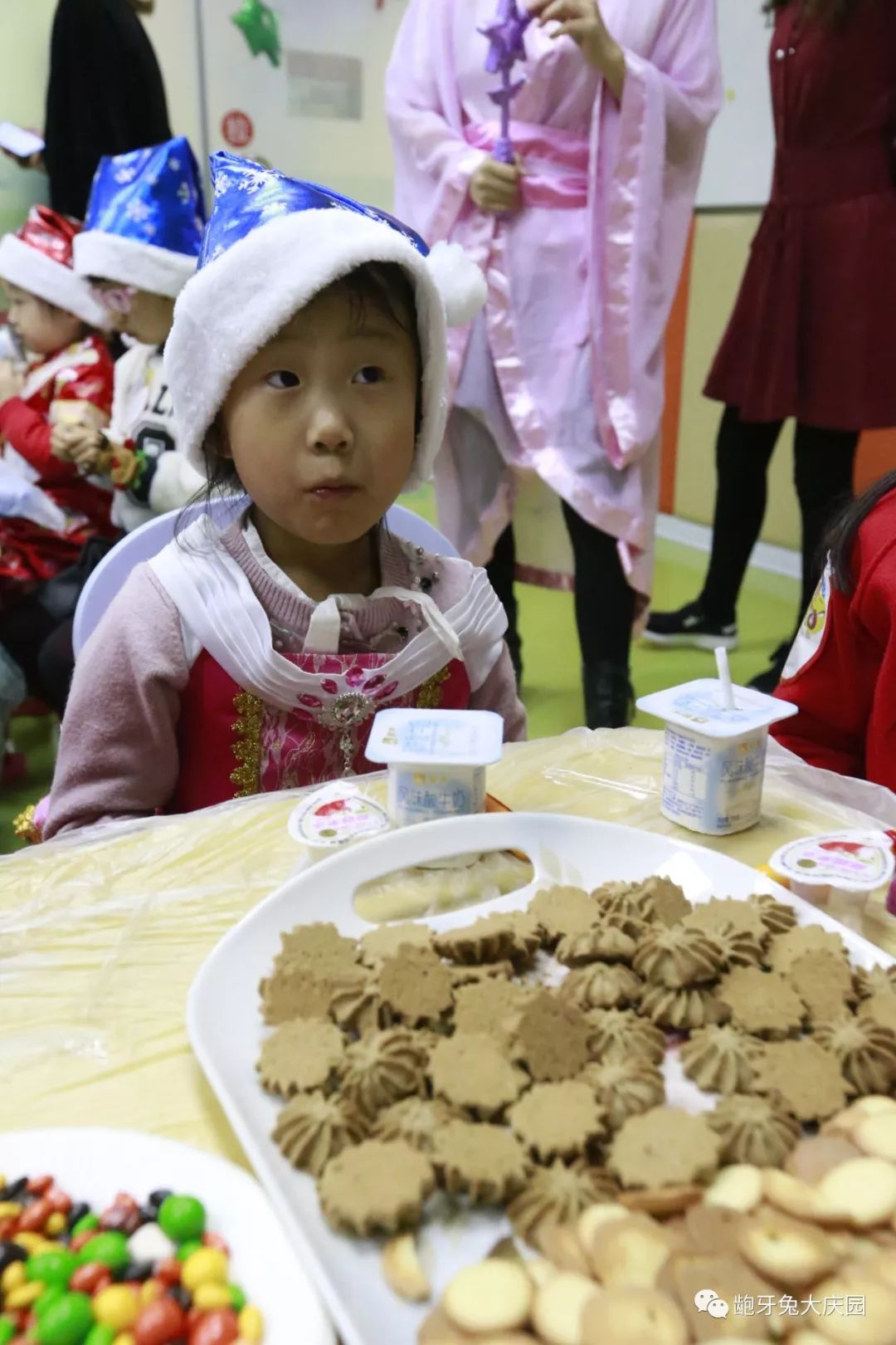 齙牙兔聖誕老人成長記精彩記錄