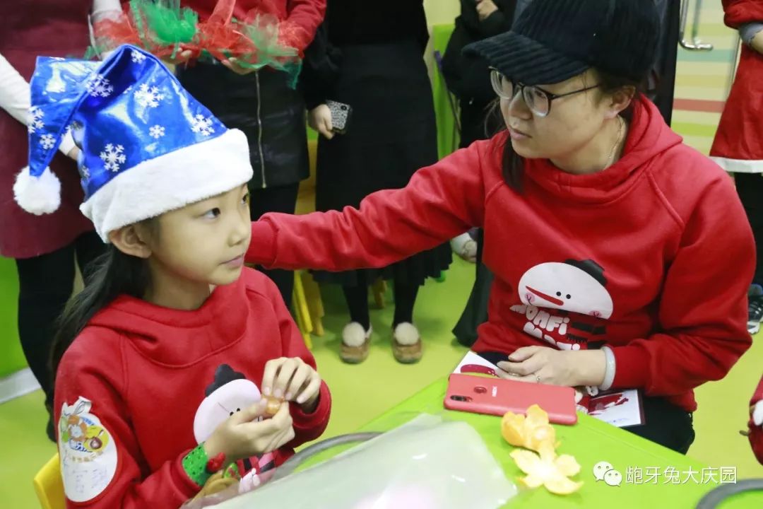 齙牙兔聖誕老人成長記精彩記錄