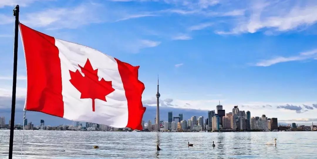 今年,中国多出7600名 加拿大人