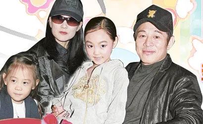 李连杰晒女儿近照气质出众不输妈妈利智与前妻所生同父不同命