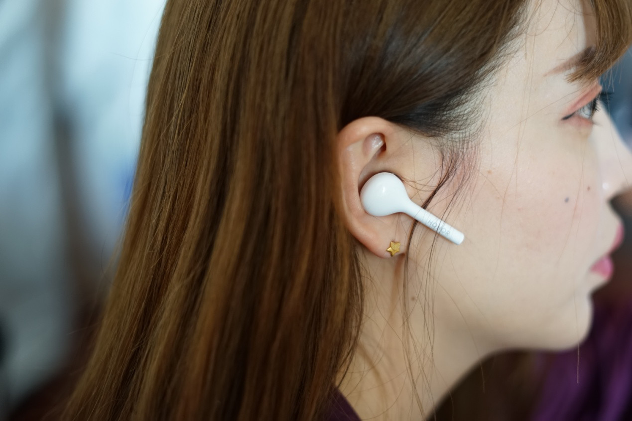 榮耀FlyPods青春版無線耳機體驗：雙擊快速操作交互不得了！ 科技 第12張