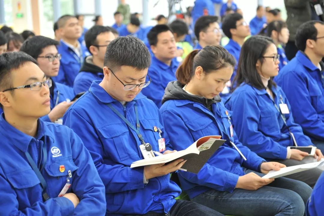 共青团上汽通用五菱汽车股份有限公司第四次代表大会顺利召开