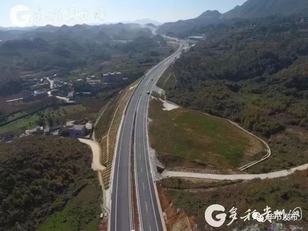 据悉,纳雍至晴隆高速公路将开工建设,建设期为三年半.