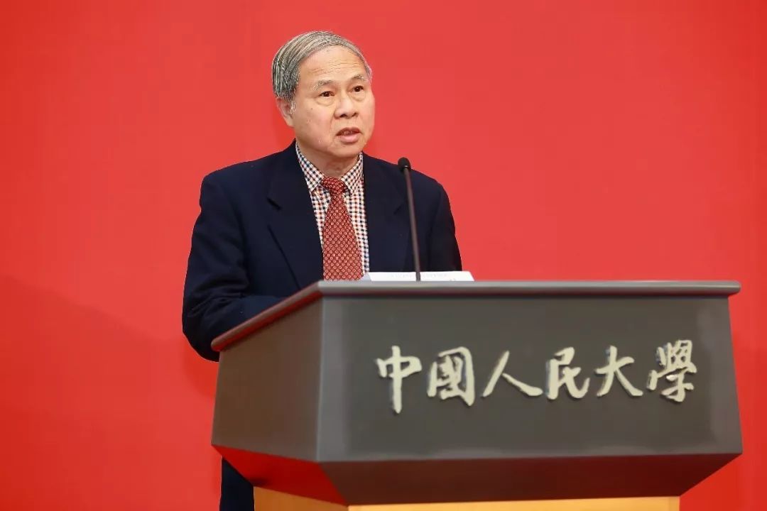 中国人民大学国际交流处副处长李贞实,研究生院培养办公室主任胡树刚