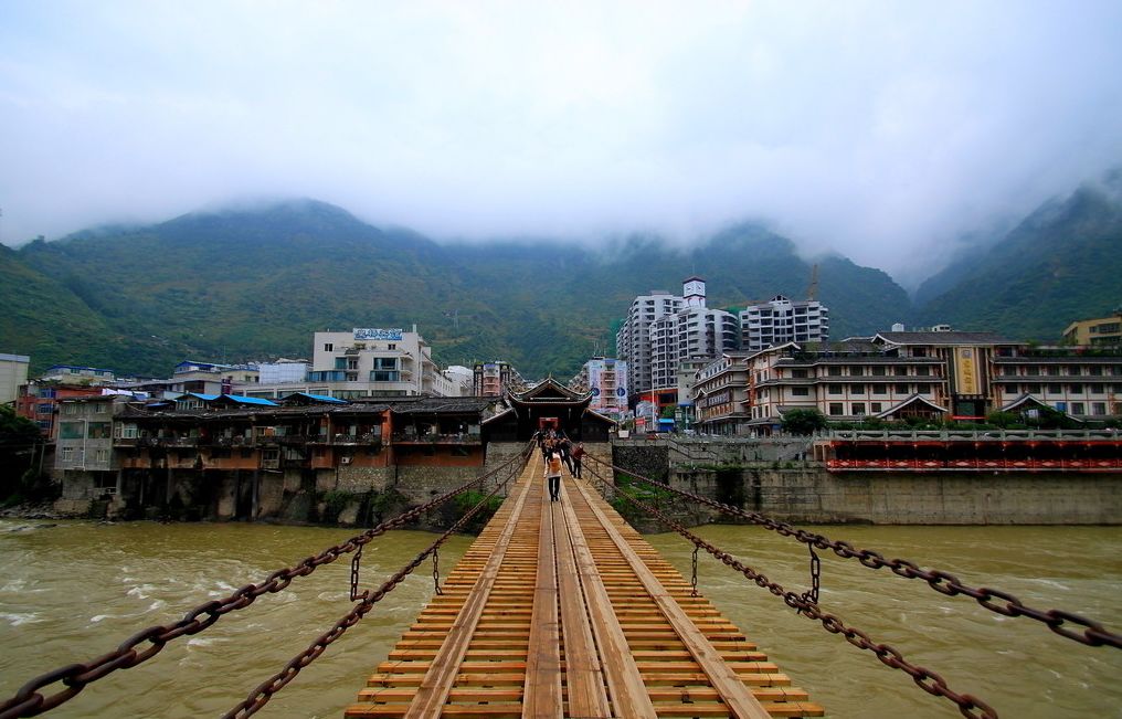 圣洁甘孜抛出冬春旅游"大礼包"_康定