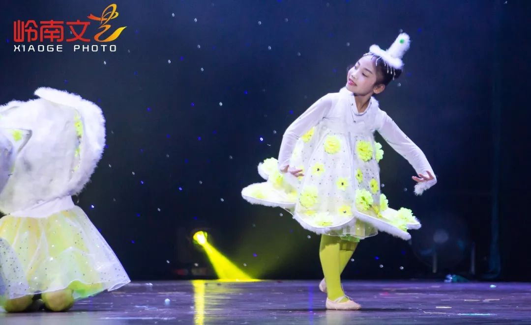 者:徐芯悦 李芊洁 郑子欢 欧艳婷 刘雨悦 苏思媛 伍林玥冯达琳 何逸涵