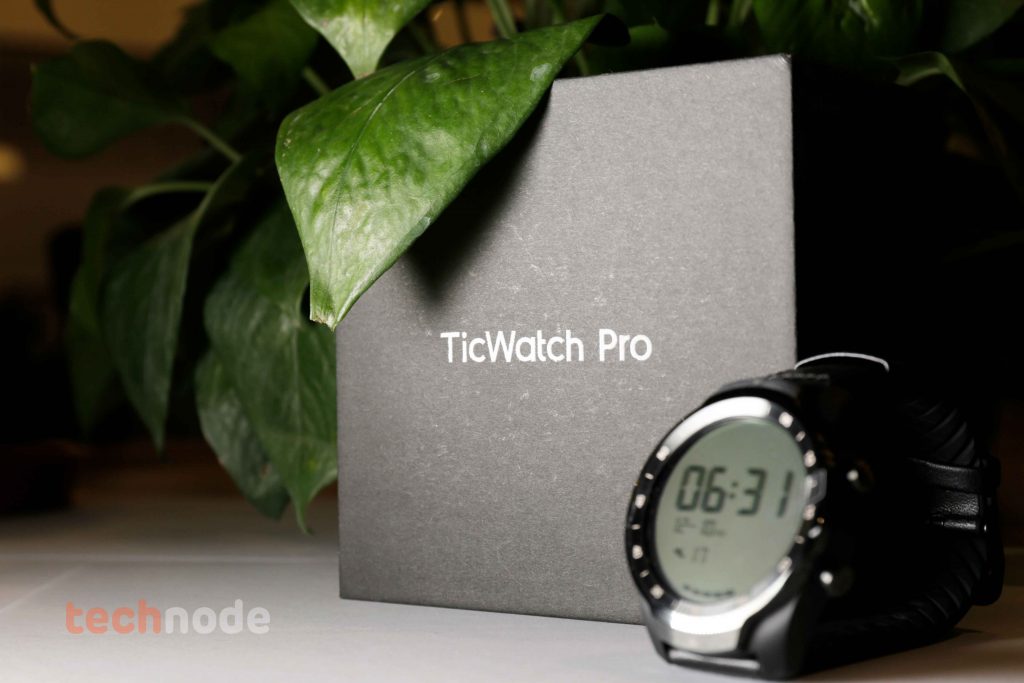 TicWatchPro 4G 版上手:双屏双模让苹果表玩家