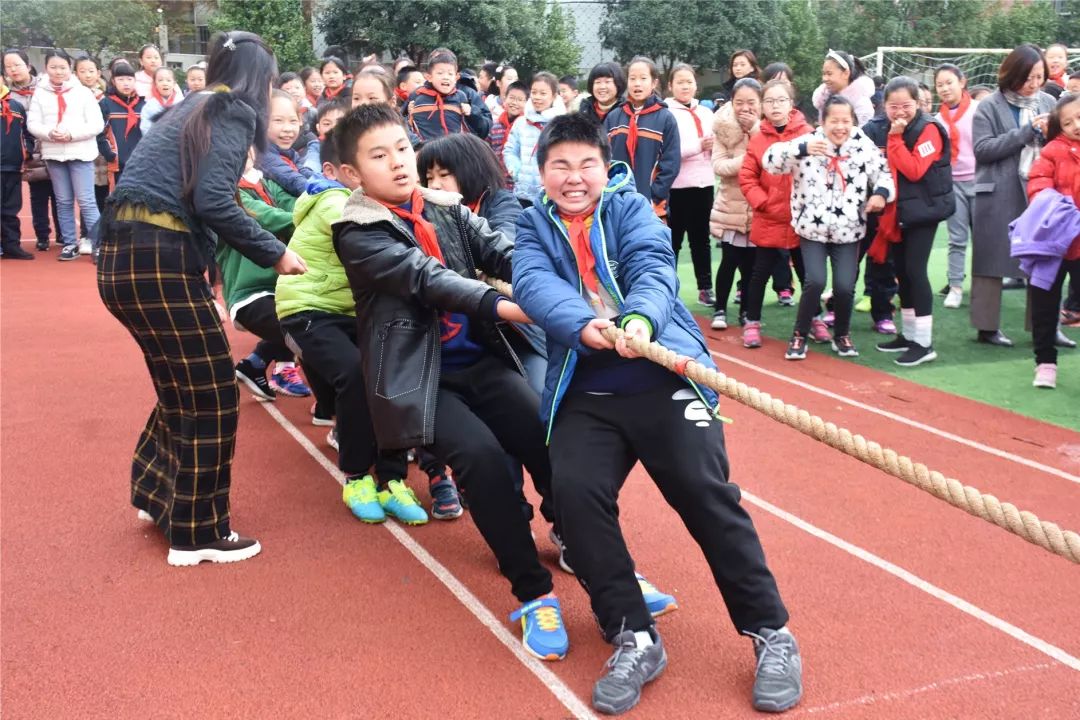 享受运动快乐成长记2018大华二小学生冬季运动会