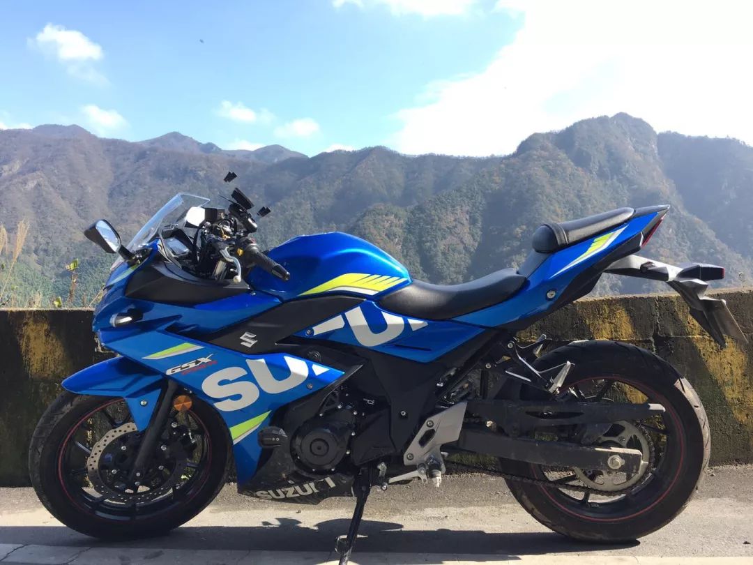 转让浙江湖州2018年铃木gsx250r海神蓝