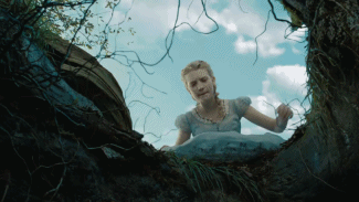將《愛麗絲夢遊仙境》從電影變成現實，還原童話世界！仲有神秘歌手現身？就在… 娛樂 第8張