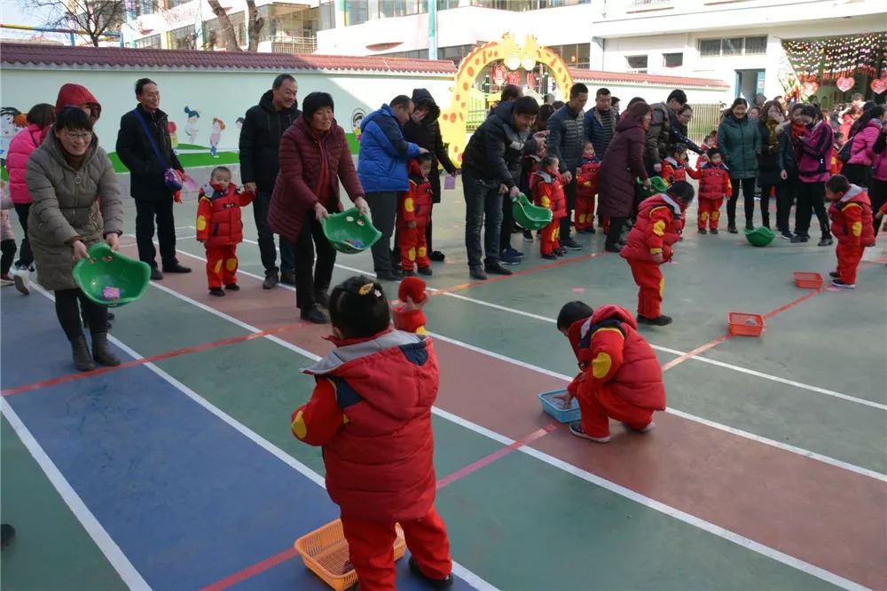 【起航2019】城幼「溫暖冬日 快樂遊戲」小班親子遊園活動 遊戲 第15張