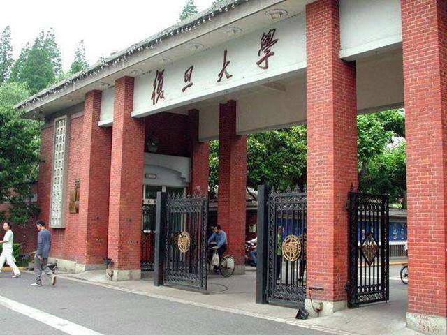 中国名校退学率排行榜，高达上百人，赢了高考，输了大学