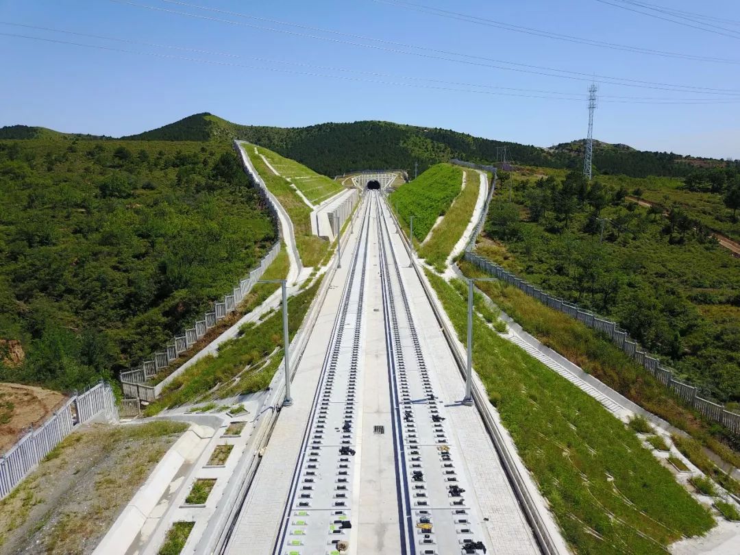 隧道及路基