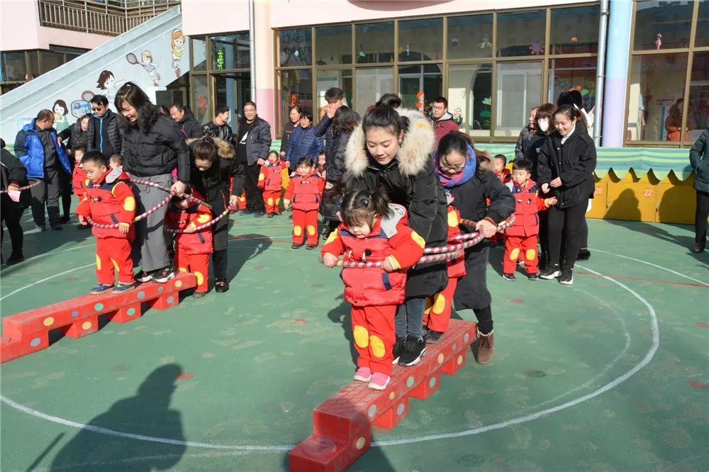 【起航2019】城幼「溫暖冬日 快樂遊戲」小班親子遊園活動 遊戲 第28張