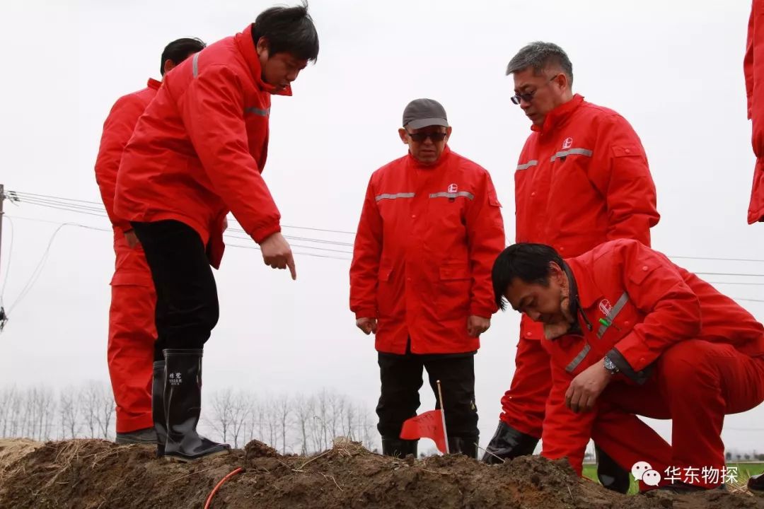 新闻动态集团公司高级专家韩文功江苏油田副局长李亚辉一行调研永安高