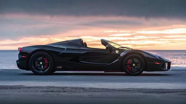 地表最贵,敞篷法拉利"马王"laferrari aperta